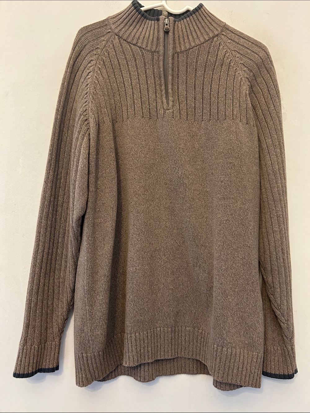 Columbia Men's Quarter-Zip Ribbed Collar taupe Sweater Size L EUC